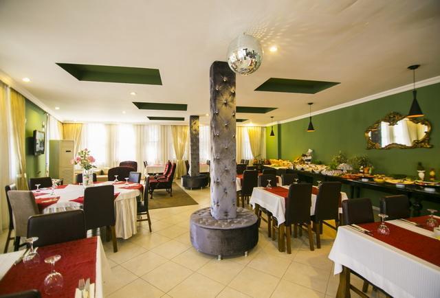 Cevik Palace Otel อันตัลยา ภายนอก รูปภาพ